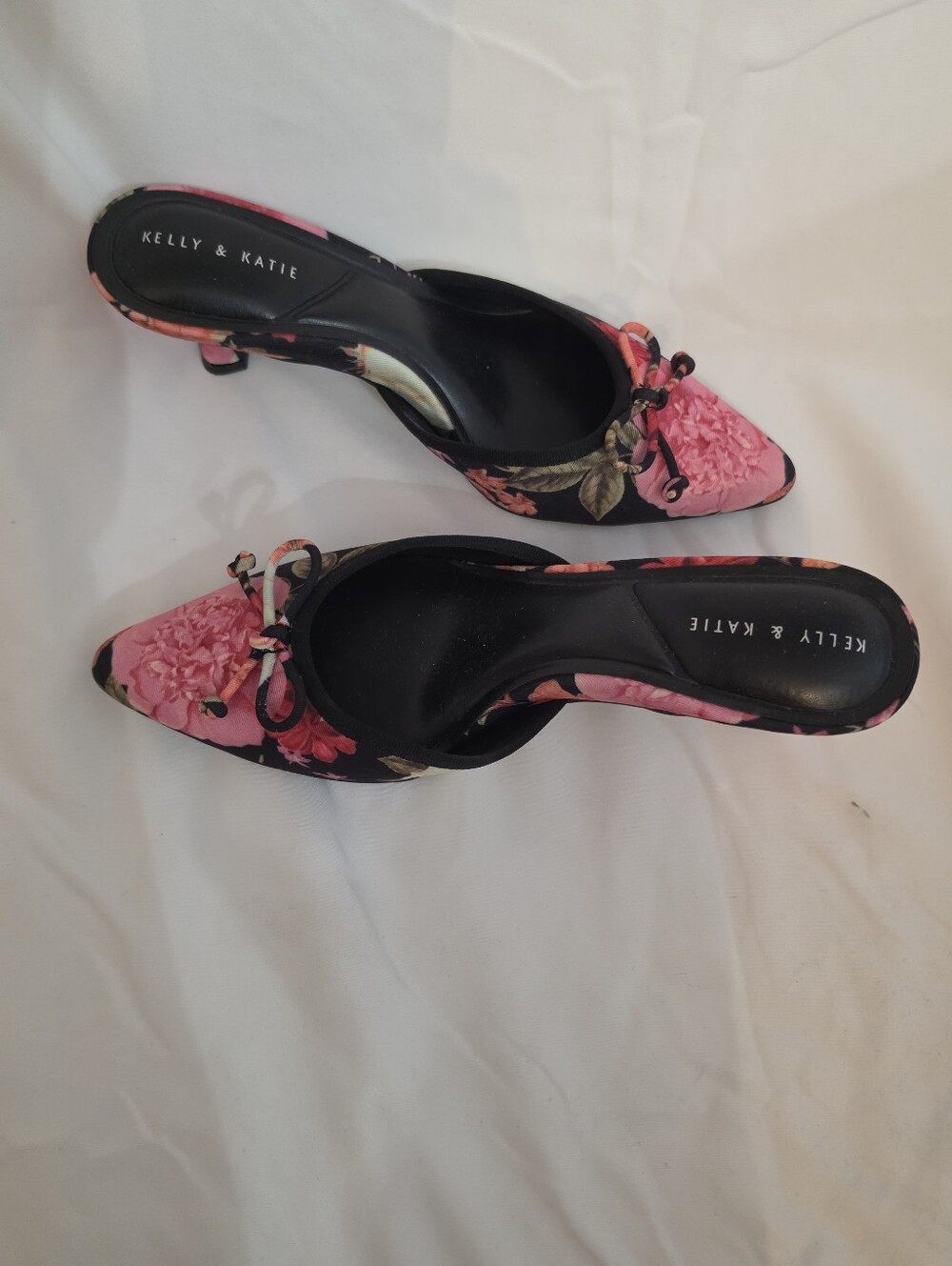 Kelly & Katie Black Pink Floral Pointed Toe Kitten Heel Mules Size 7.5 NWOT